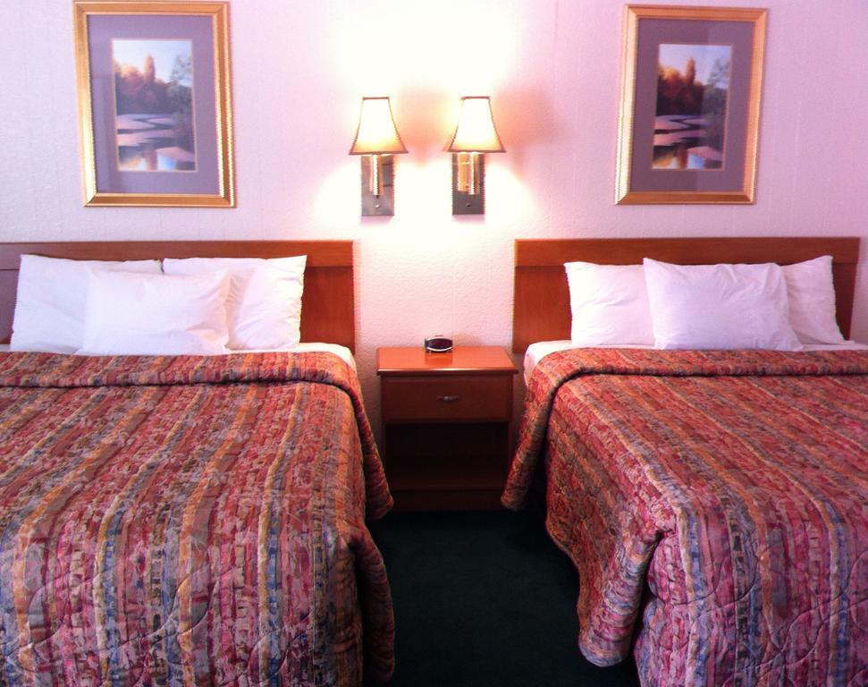 برايس Legacy Inn الغرفة الصورة